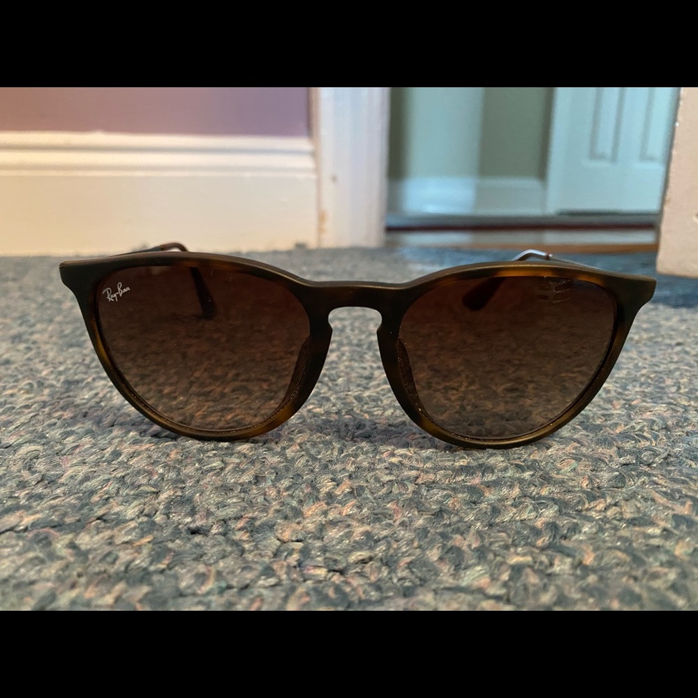 Women’s Erika Classic Polarized Sunglasses